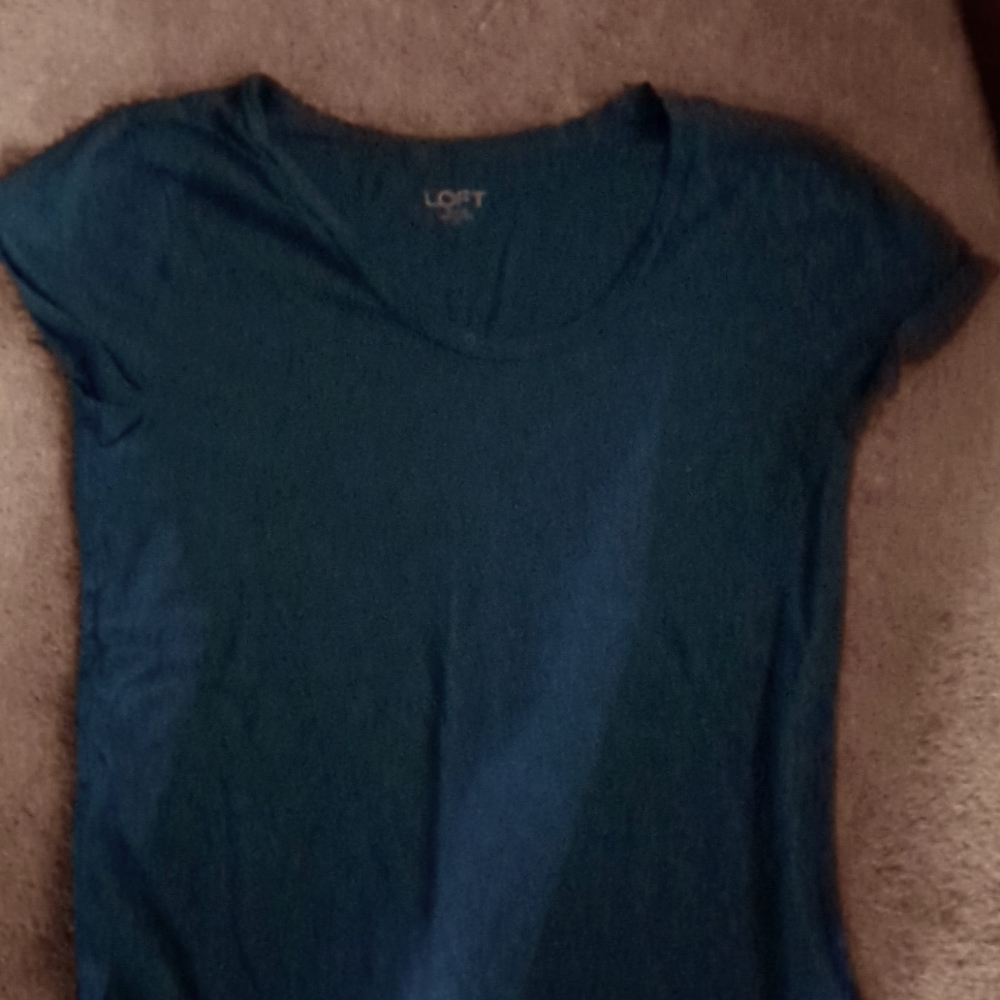 Blue Loft Outlet T-shirt